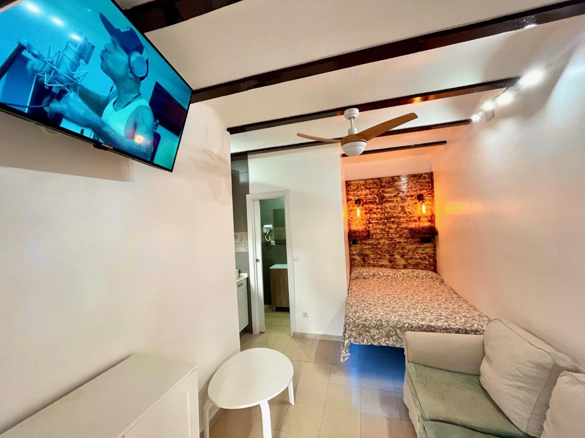 Nuevos Apartamentos Frente Al Mar Y A La Playa Castelldefels Exteriér fotografie