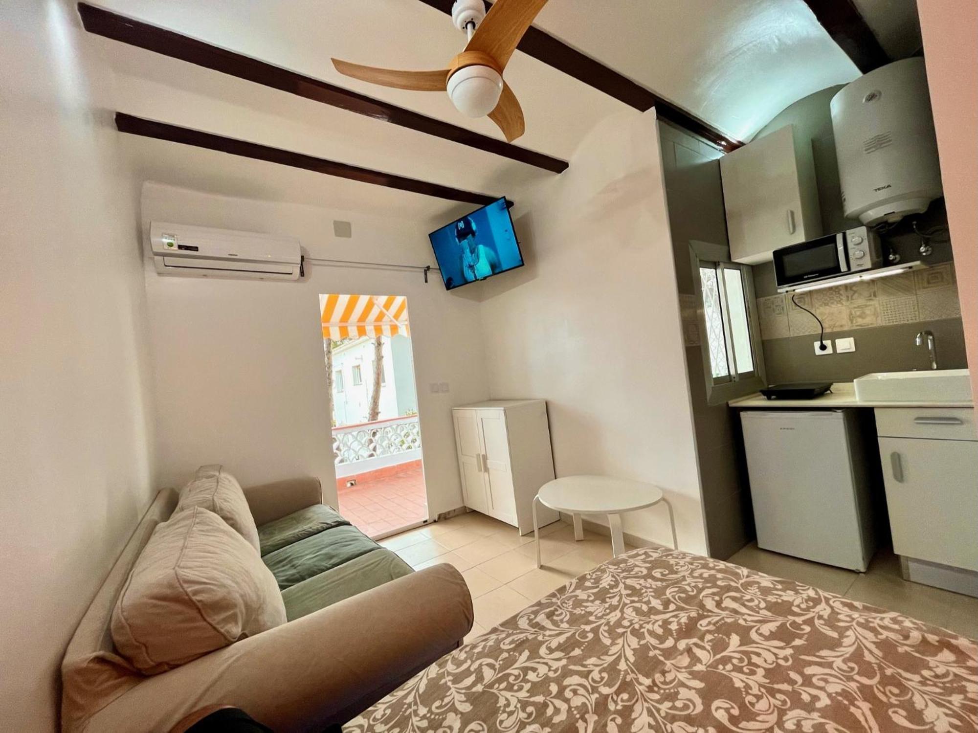 Nuevos Apartamentos Frente Al Mar Y A La Playa Castelldefels Exteriér fotografie