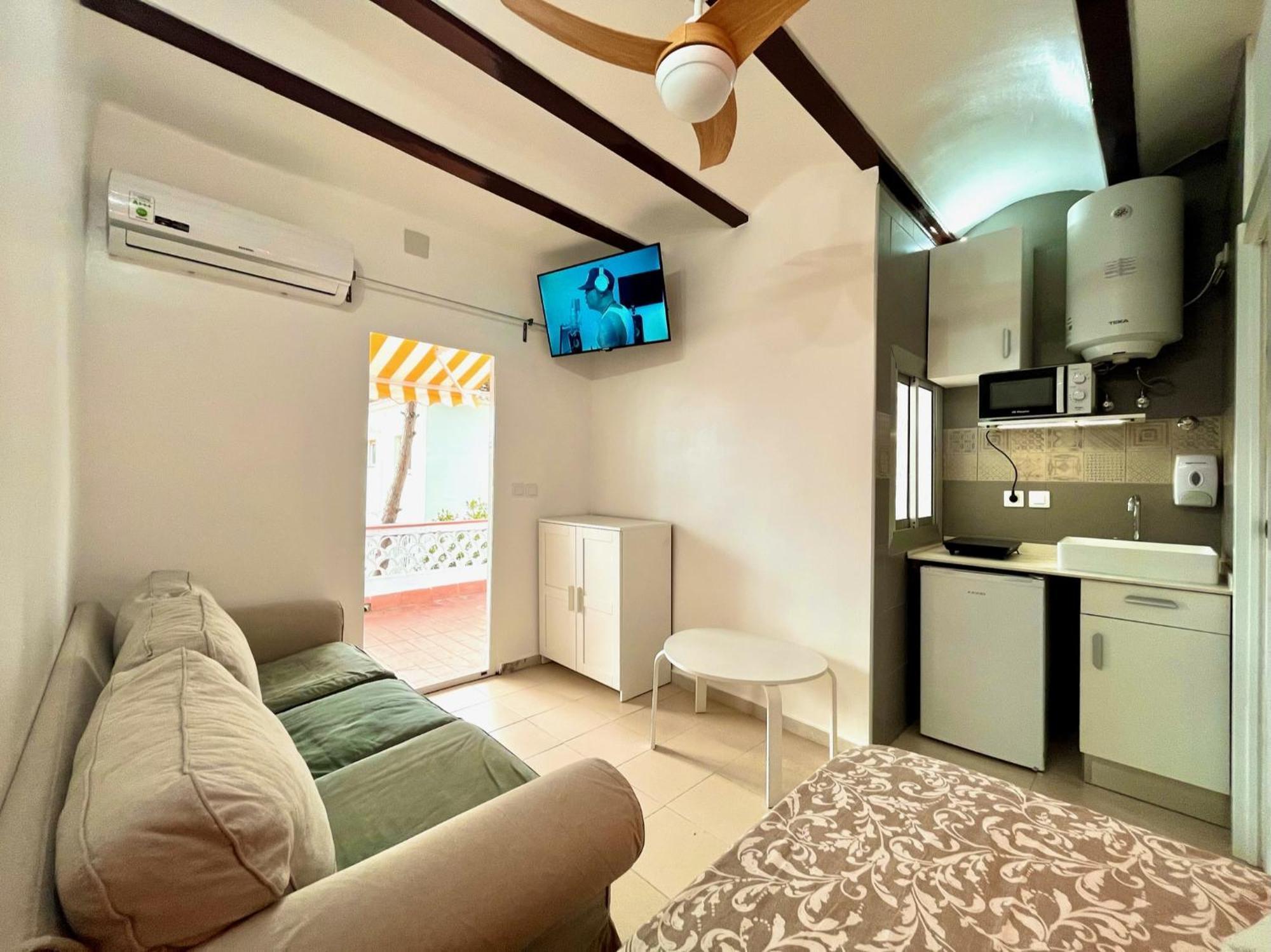 Nuevos Apartamentos Frente Al Mar Y A La Playa Castelldefels Exteriér fotografie
