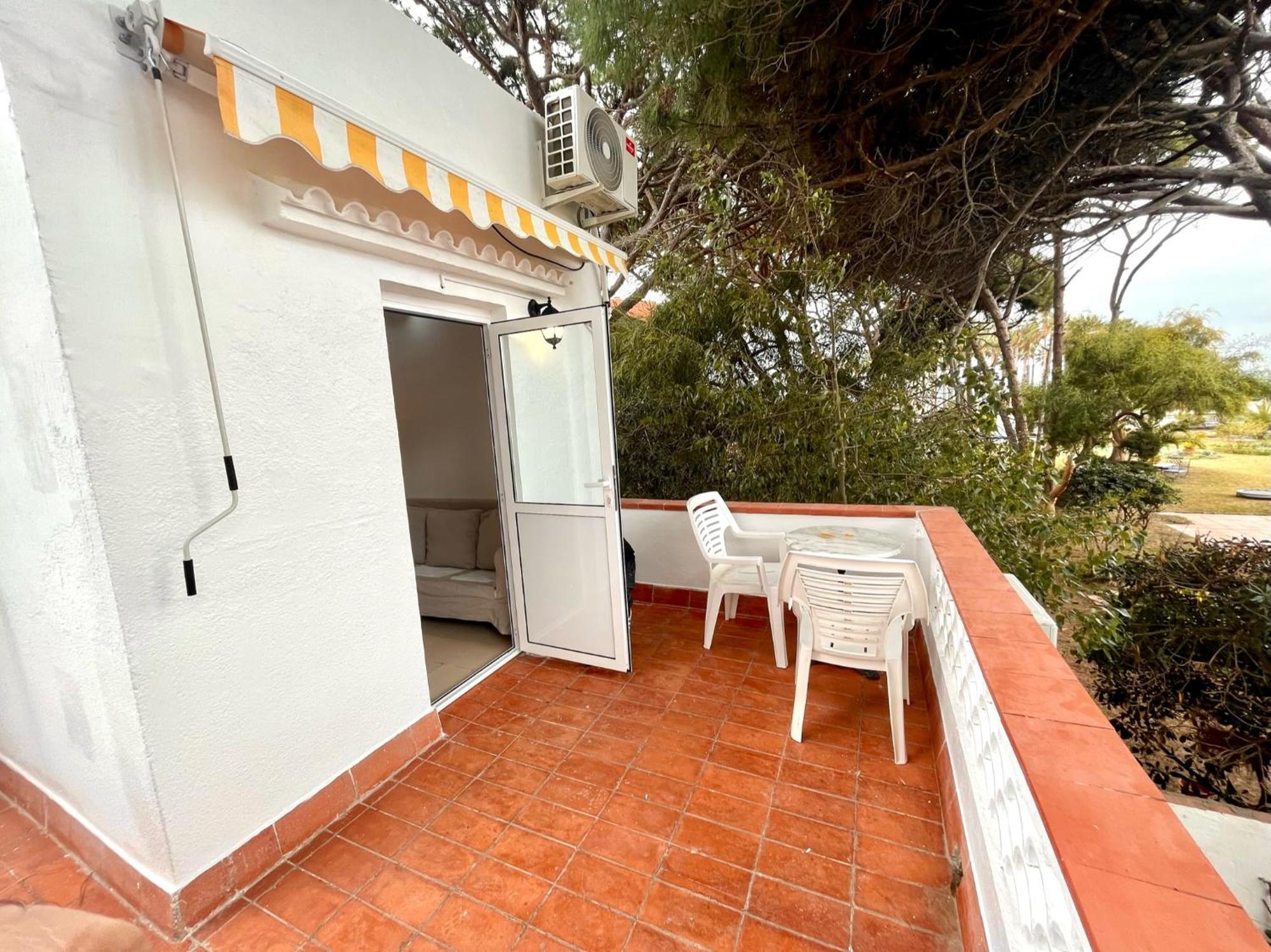Nuevos Apartamentos Frente Al Mar Y A La Playa Castelldefels Exteriér fotografie